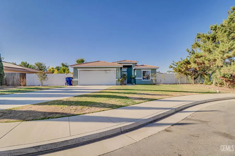 14206 CORTE LUNA, Bakersfield, CA 93314 - #3