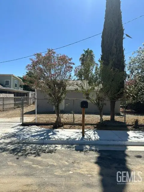11417 LOWE STREET, Lamont, CA 93241 - #2