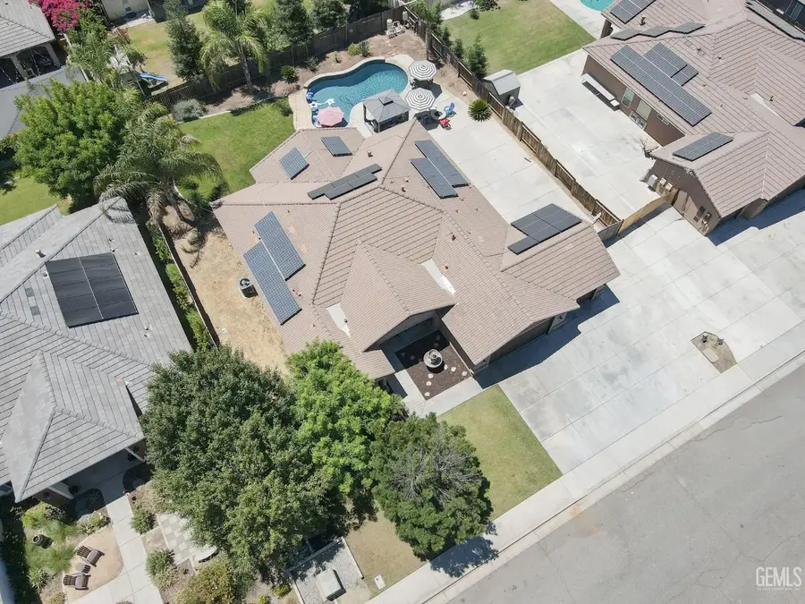 541 PADRE DRIVE, Shafter, CA 93263 - #3