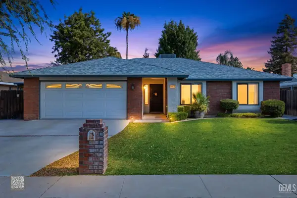 6008 AMBER OAKS AVENUE, Bakersfield, CA 93306