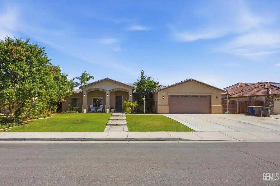 4800 CIMARRON RIDGE DRIVE, Bakersfield, CA 93313 - #2