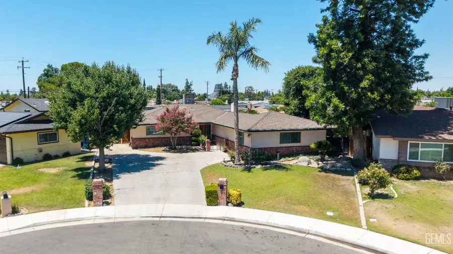 4008 BARBARA AVENUE, Bakersfield, CA 93309 - #2
