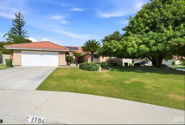 2704 LEHR PLACE, Bakersfield, CA 93311