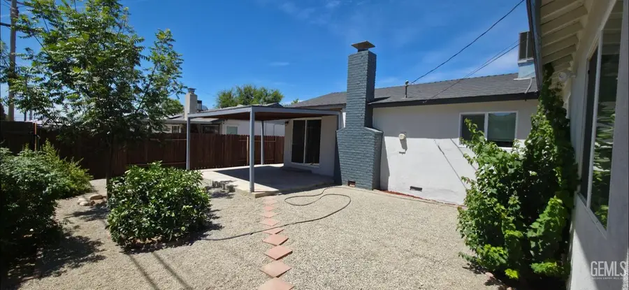 2805 ARNOLD STREET, Bakersfield, CA 93305 - #3