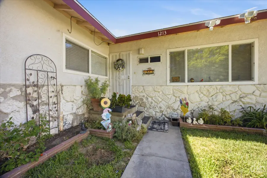 1213 WILSON ROAD, Bakersfield, CA 93304 - #3