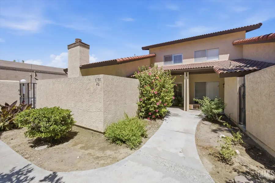 6700 NOTTINGHAM LANE #26, Bakersfield, CA 93309 - #3
