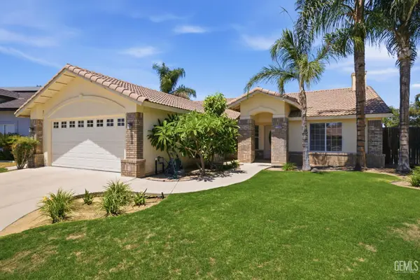 11006 SOUTHWALES COURT, Bakersfield, CA 93312