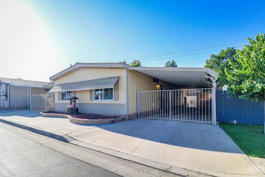 400 E ROBERTS LANE #52, Bakersfield, CA 93308 - #2
