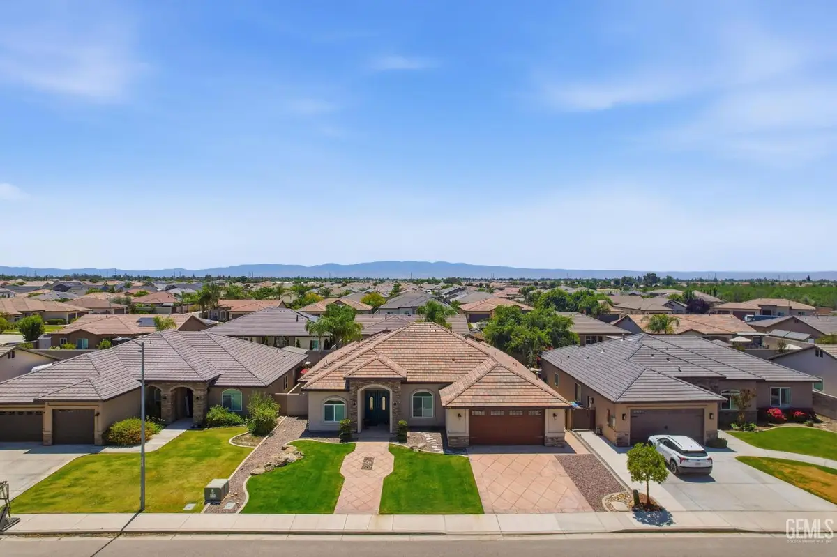 15119 COTTON BLOSSOM AVENUE, Bakersfield, CA 93314 - #1