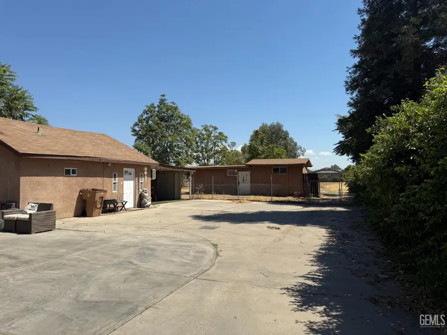 1807 MADISON STREET, Bakersfield, CA 93307 - #2