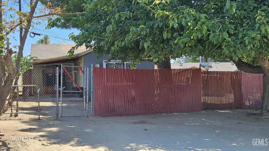 1209 STERLING ROAD, Bakersfield, CA 93306 - #2