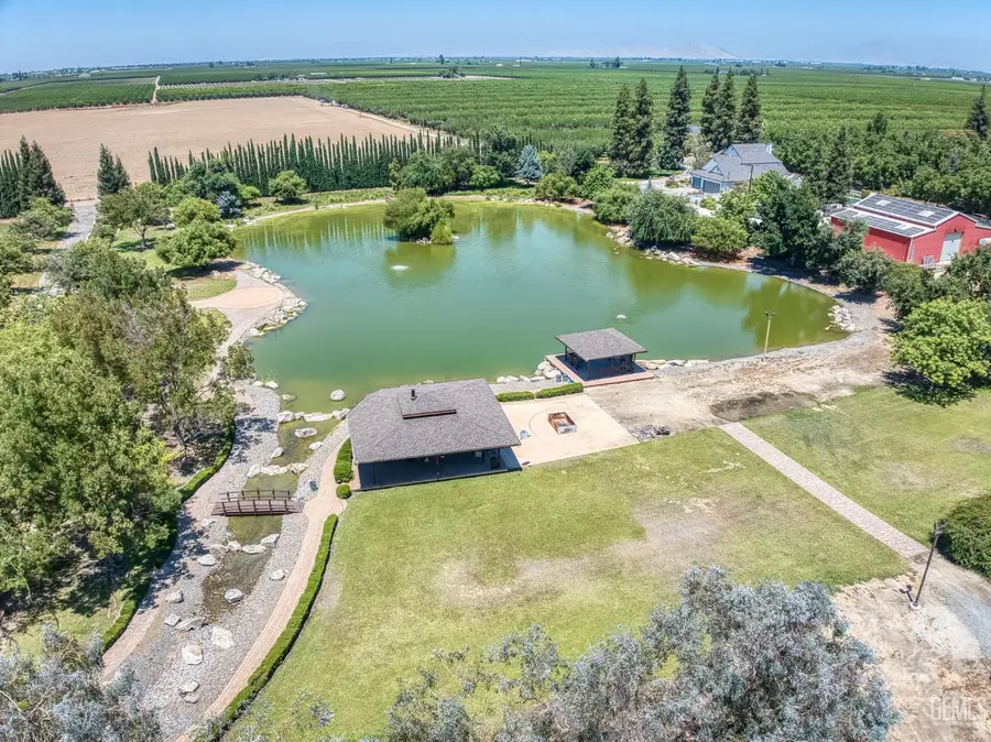 13715 E NEBRASKA AVENUE, Kingsburg, CA 93631 - #3