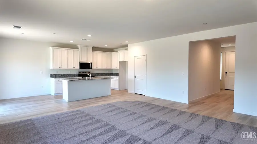 1614 FISHER DRIVE, Bakersfield, CA 93307 - #2