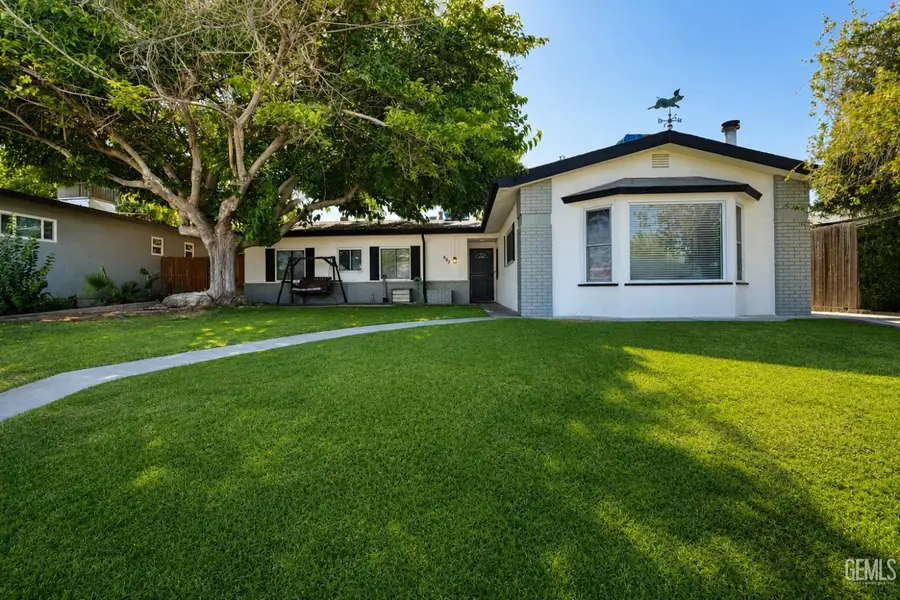 407 GARRATT STREET, Taft, CA 93268 - #2