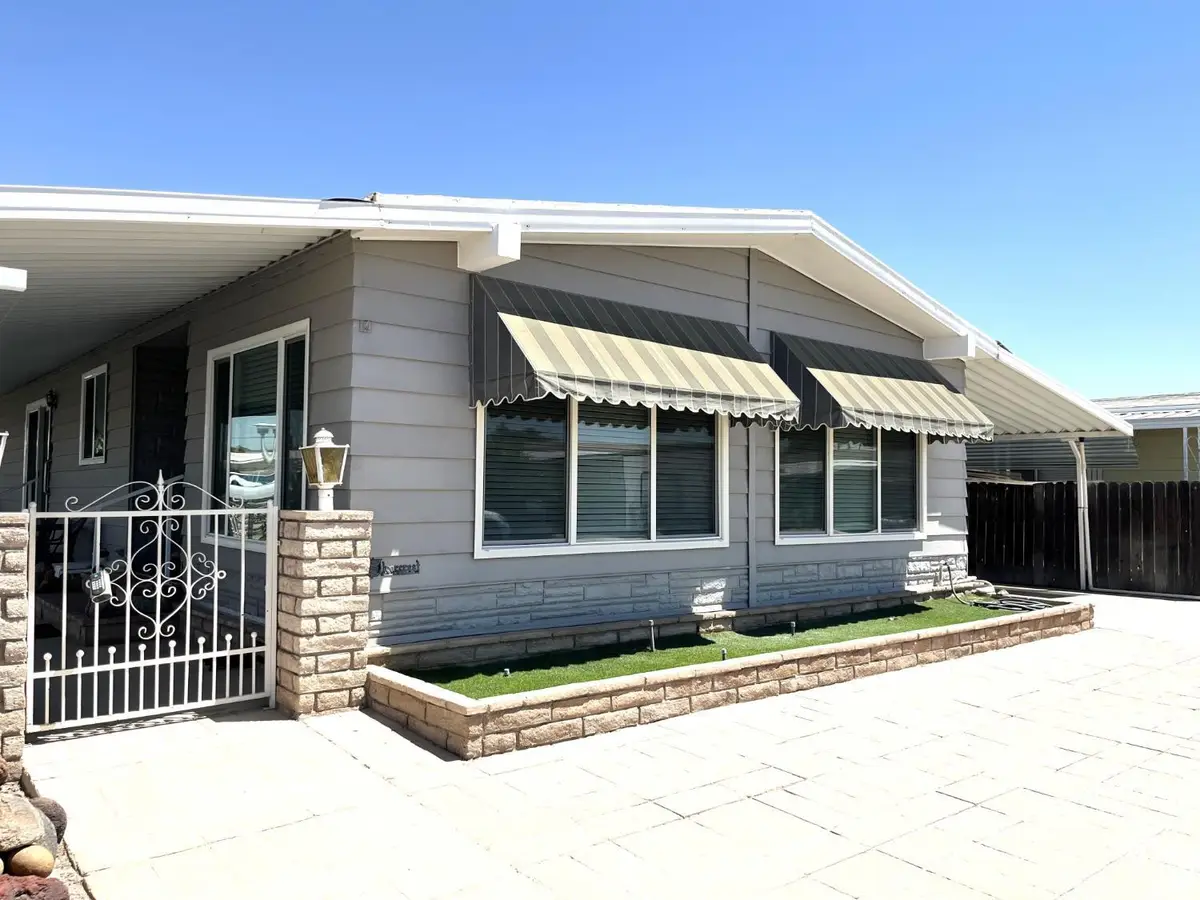 400 E ROBERTS LANE #104, Bakersfield, CA 93308 - #1