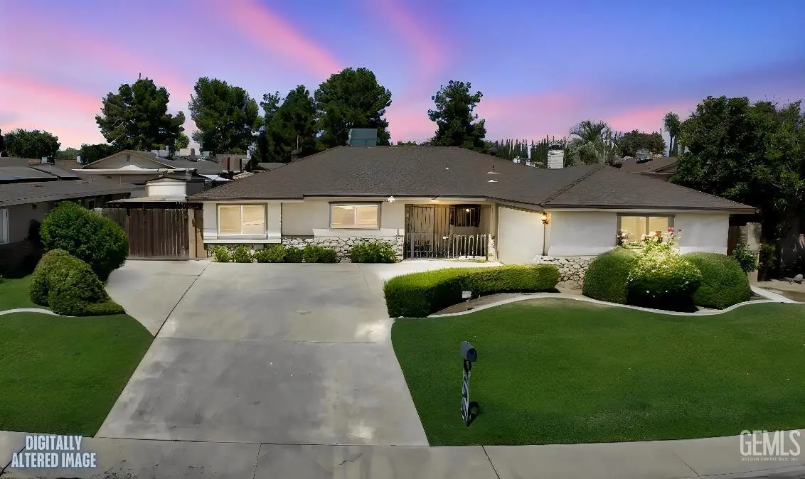2113 WESTMINSTER DRIVE, Bakersfield, CA 93309 - #1