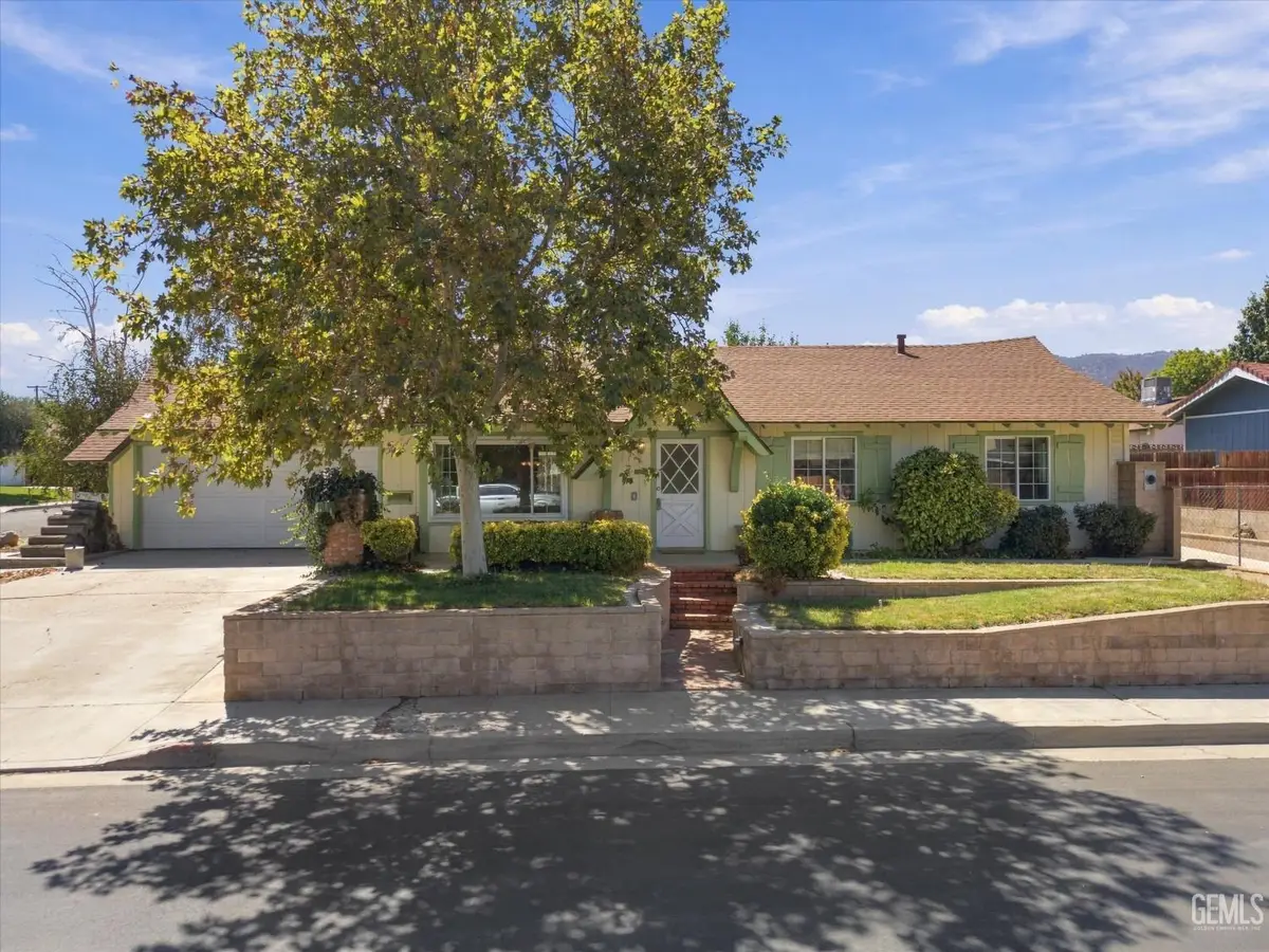 414 BRENTWOOD DRIVE, Tehachapi, CA 93561 - #1