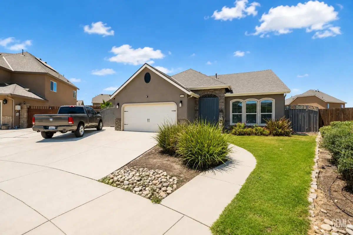 5519 RIVULET RUN COURT, Bakersfield, CA 93313 - #1