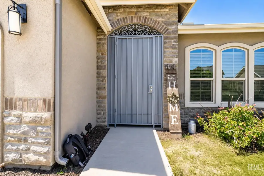 5519 RIVULET RUN COURT, Bakersfield, CA 93313 - #3