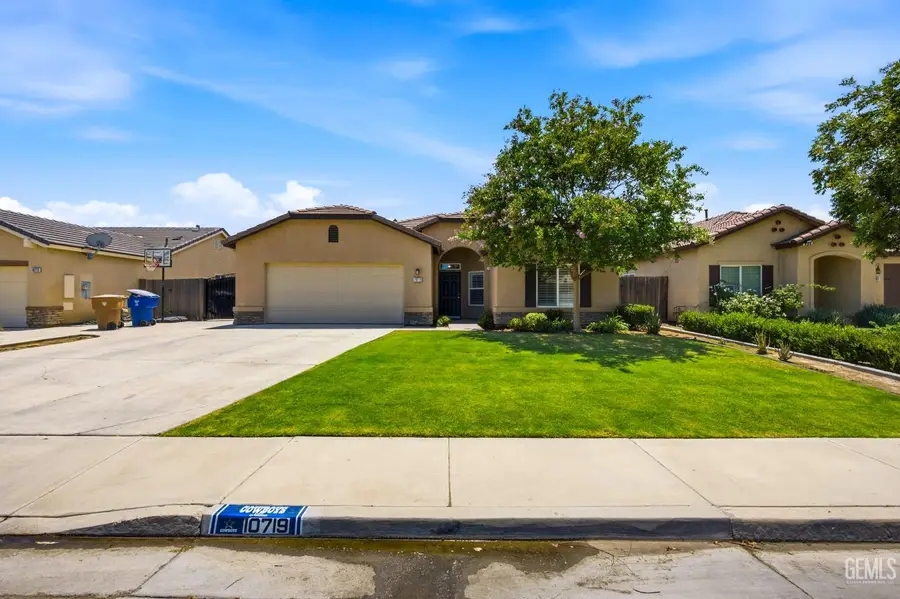 10719 MONTEMAR DRIVE, Bakersfield, CA 93311 - #2