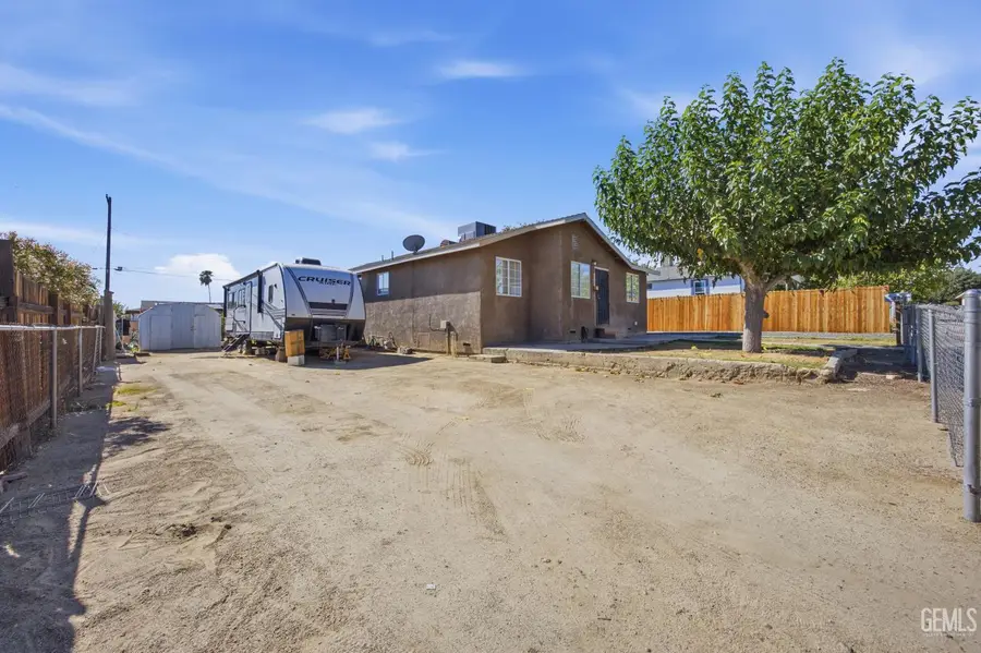 316 S 8TH STREET, Taft, CA 93268 - #3