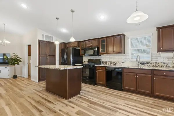 1225 TAFT HIGHWAY #5, Bakersfield, CA 93307