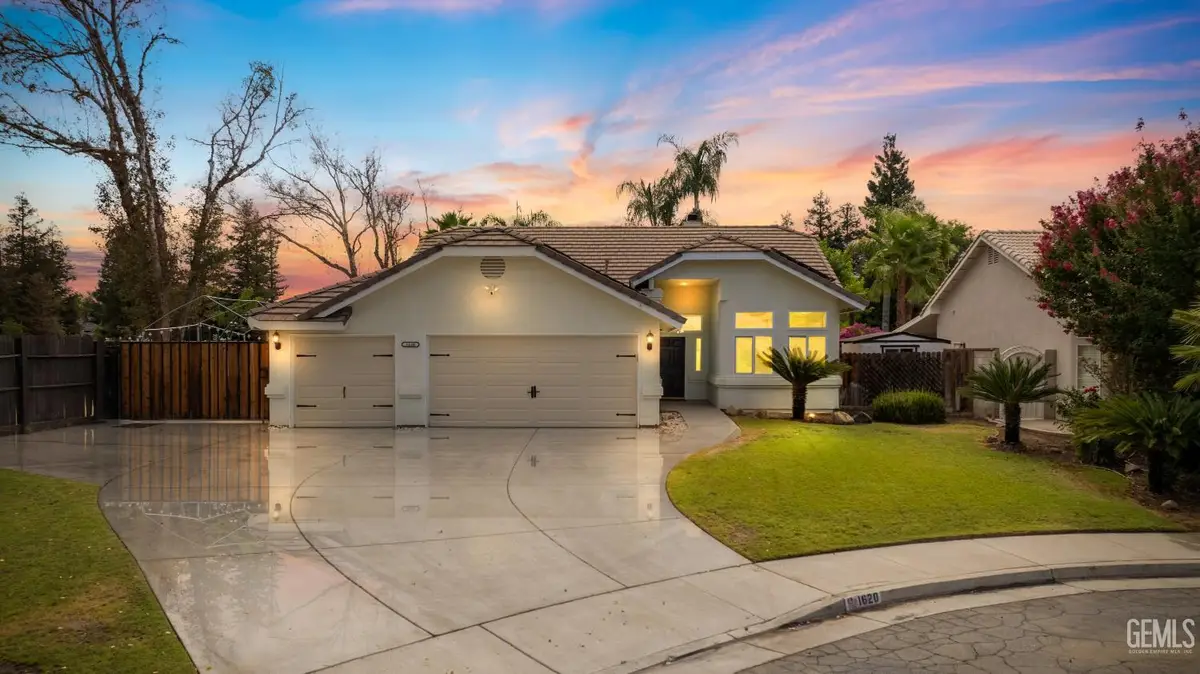 1620 DIMARE COURT, Bakersfield, CA 93312 - #1