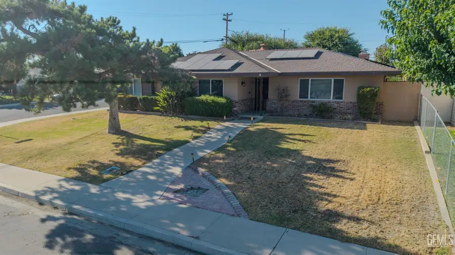 200 ELECTRA AVENUE, Bakersfield, CA 93308 - #2
