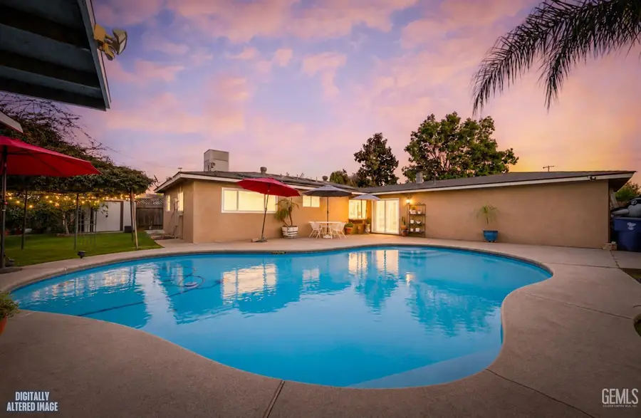 2608 REX AVENUE, Bakersfield, CA 93304 - #2