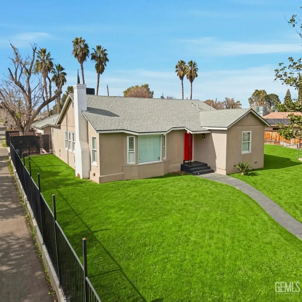 135 A STREET, Bakersfield, CA 93304 - #1