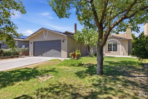 316 EL FUERTE AVENUE, Bakersfield, CA 93307