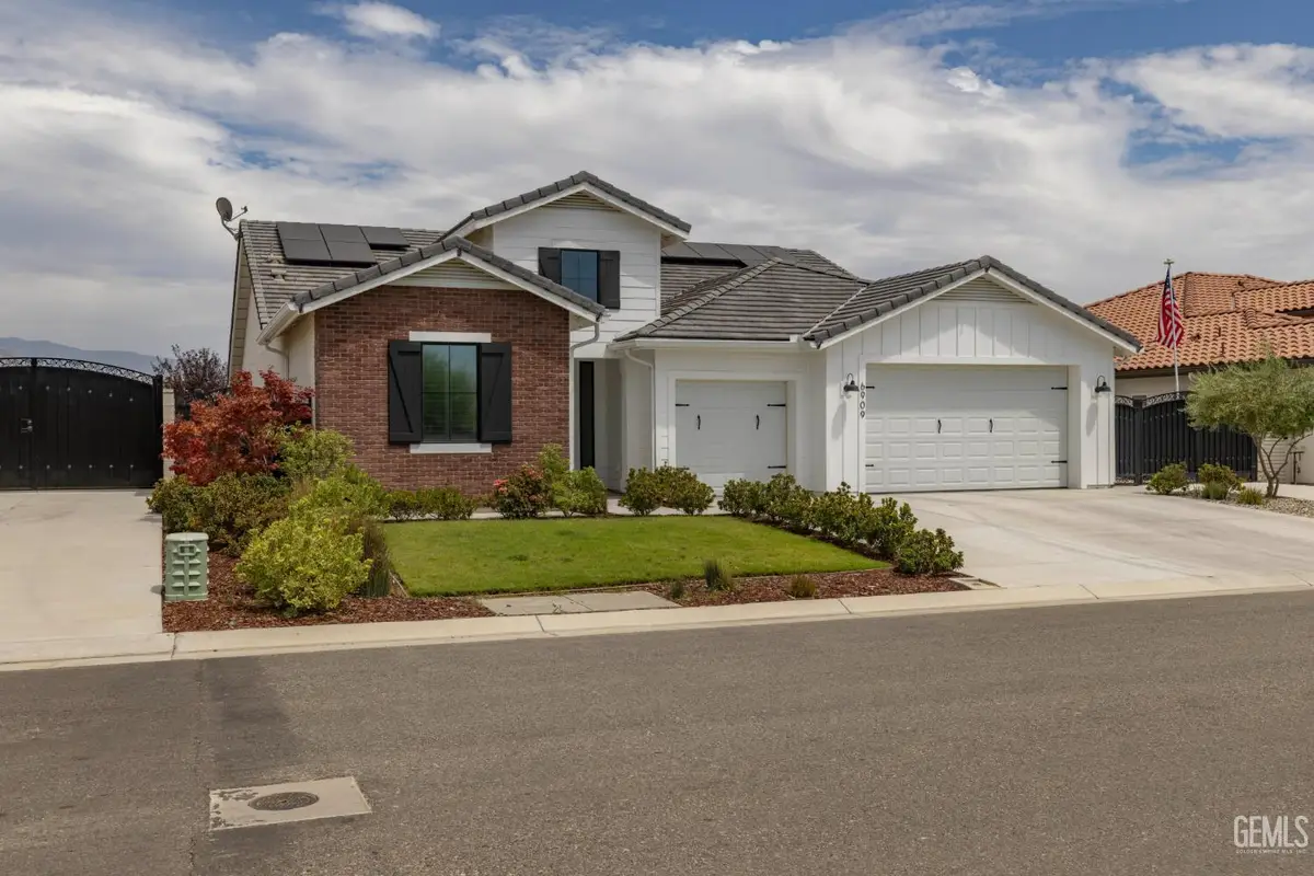 6909 AQUAMARINE DRIVE, Bakersfield, CA 93306 - #1