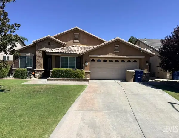 5116 SILVER CLOVER AVENUE, Bakersfield, CA 93313