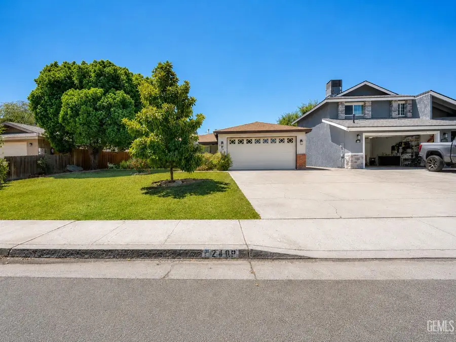 2409 CONNIE AVENUE, Bakersfield, CA 93304 - #2