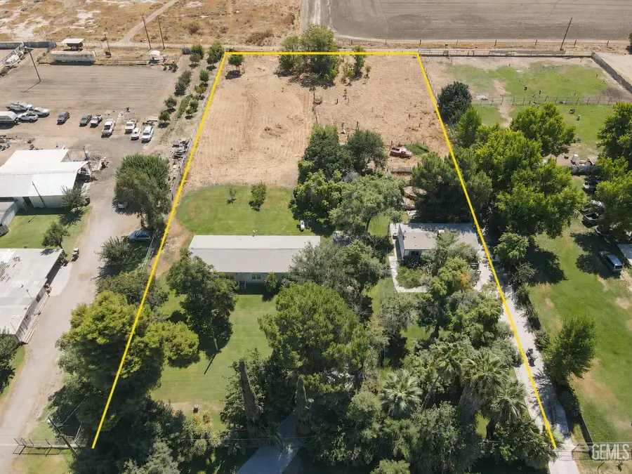 12001 ALDERWOOD STREET, Bakersfield, CA 93307 - #3