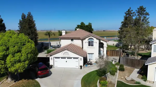 9200 BUCKINGHAM WAY, Bakersfield, CA 93312