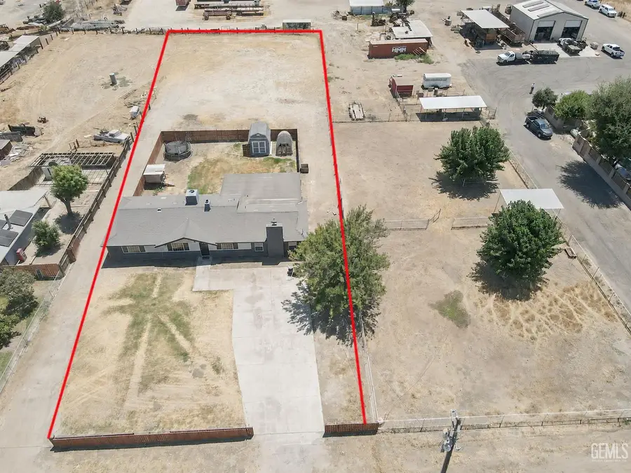 2001 DI GIORGIO ROAD, Bakersfield, CA 93307 - #3