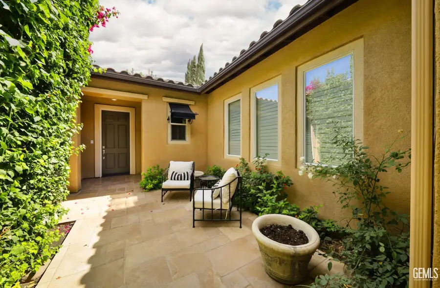 5204 BOULDER CREEK PLACE, Bakersfield, CA 93312 - #3