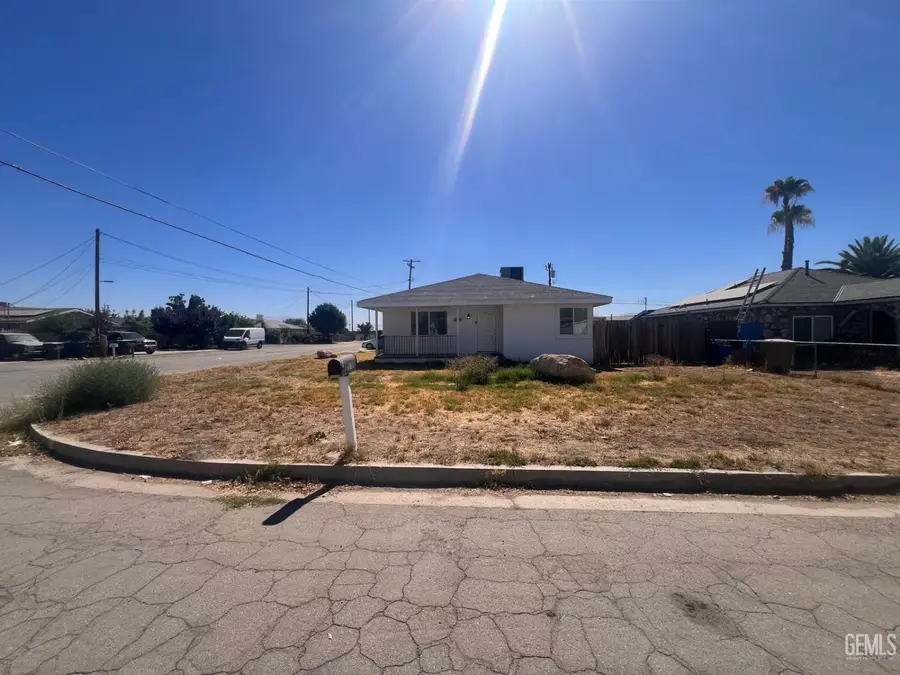 9302 GLADYS STREET, Bakersfield, CA 93307 - #3