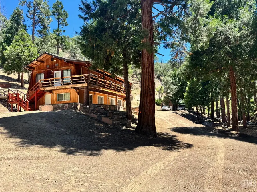 46202 PUMPHOUSE RD., Posey, CA 93260 - #3
