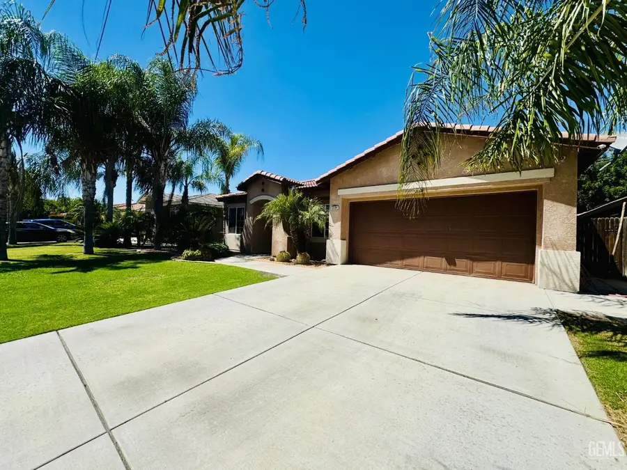 2404 SOSA DRIVE, Bakersfield, CA 93313 - #2