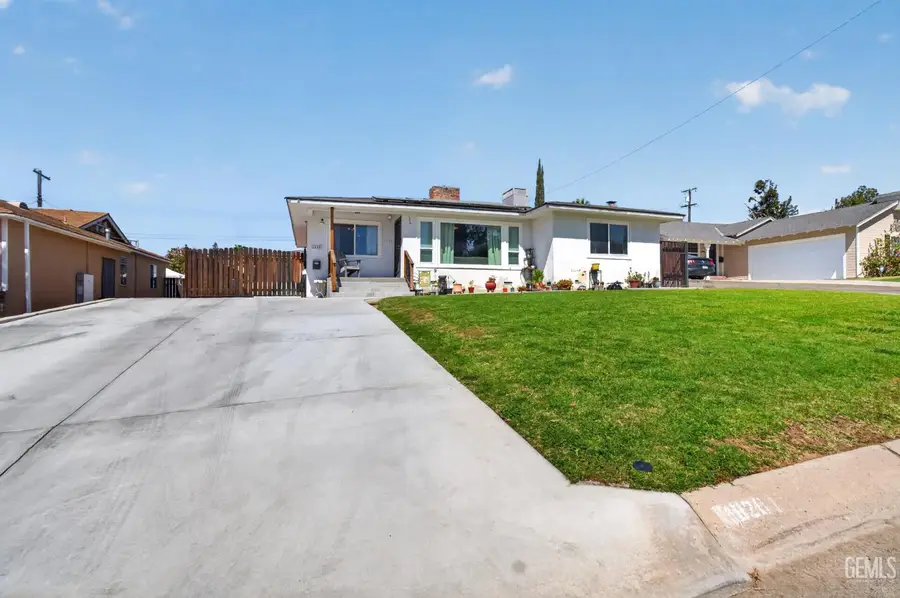 1820 LOCUST RAVINE, Bakersfield, CA 93306 - #2