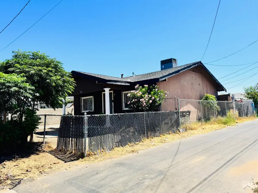 1315 ROBINSON STREET, Bakersfield, CA 93305 - #3
