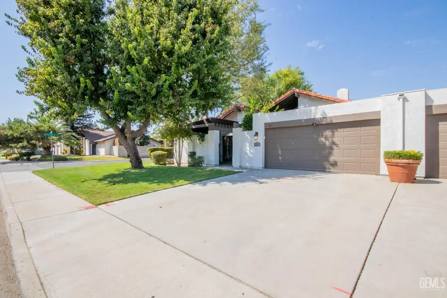 6900 SEAPINES DRIVE, Bakersfield, CA 93309 - #2