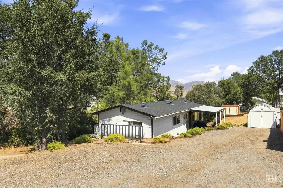 32 PINEBROOK DRIVE, Wofford Heights, CA 93285 - #2