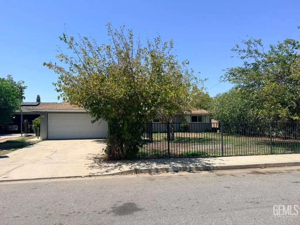 617 N STINE ROAD, Bakersfield, CA 93309 - #1