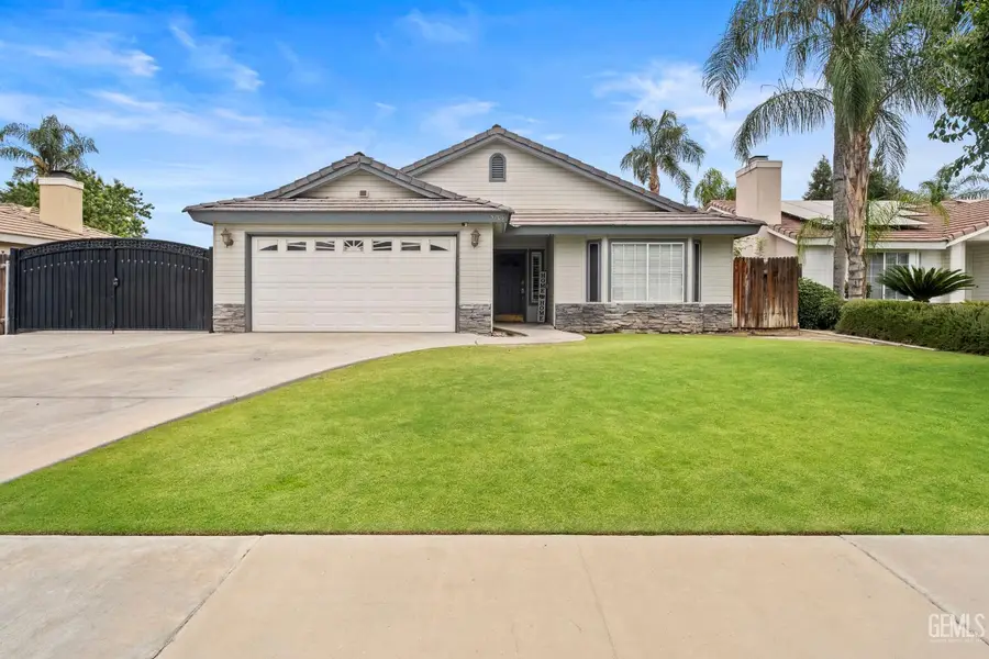 5706 SPRING BLOSSOM STREET, Bakersfield, CA 93313 - #2