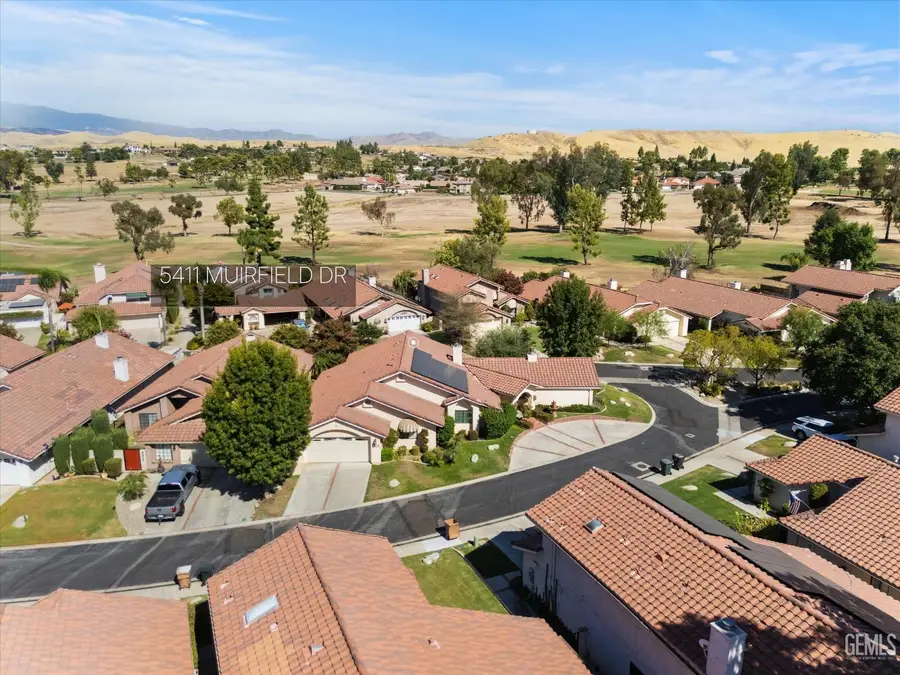 5411 MUIRFIELD DRIVE, Bakersfield, CA 93306 - #2