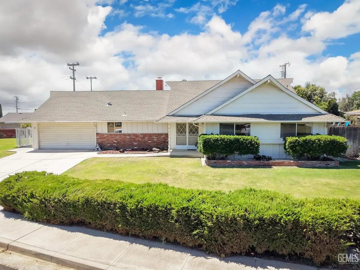 4113 MCKELVEY COURT, Bakersfield, CA 93308 - #1
