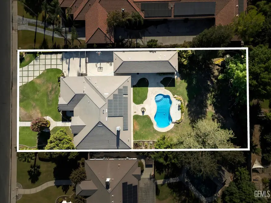 15711 BLACK HAWK AVENUE, Bakersfield, CA 93314 - #3